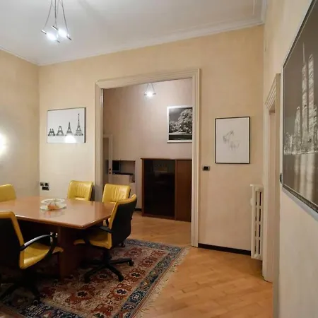 Apartamento Ampio Centro Crocetta *