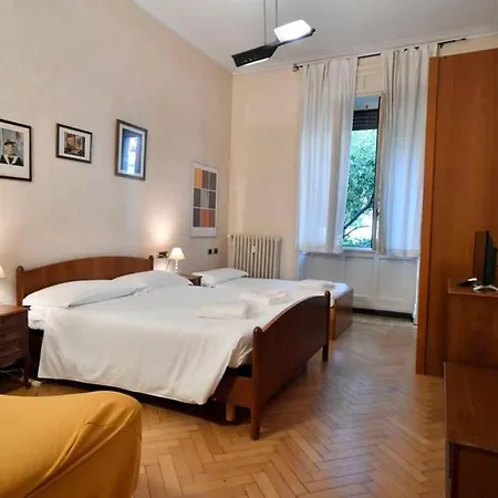 Ampio Centro Crocetta * Milán